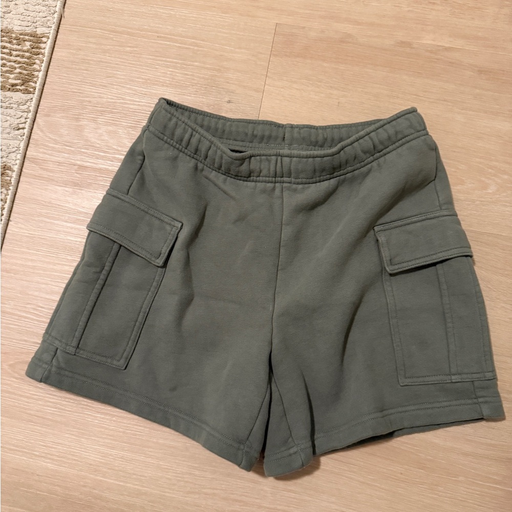 Aritzia Olive Cargo Shorts (sweat fleece)